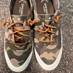 NEW Sperry Top-Siders Memory Foam Camo size 10